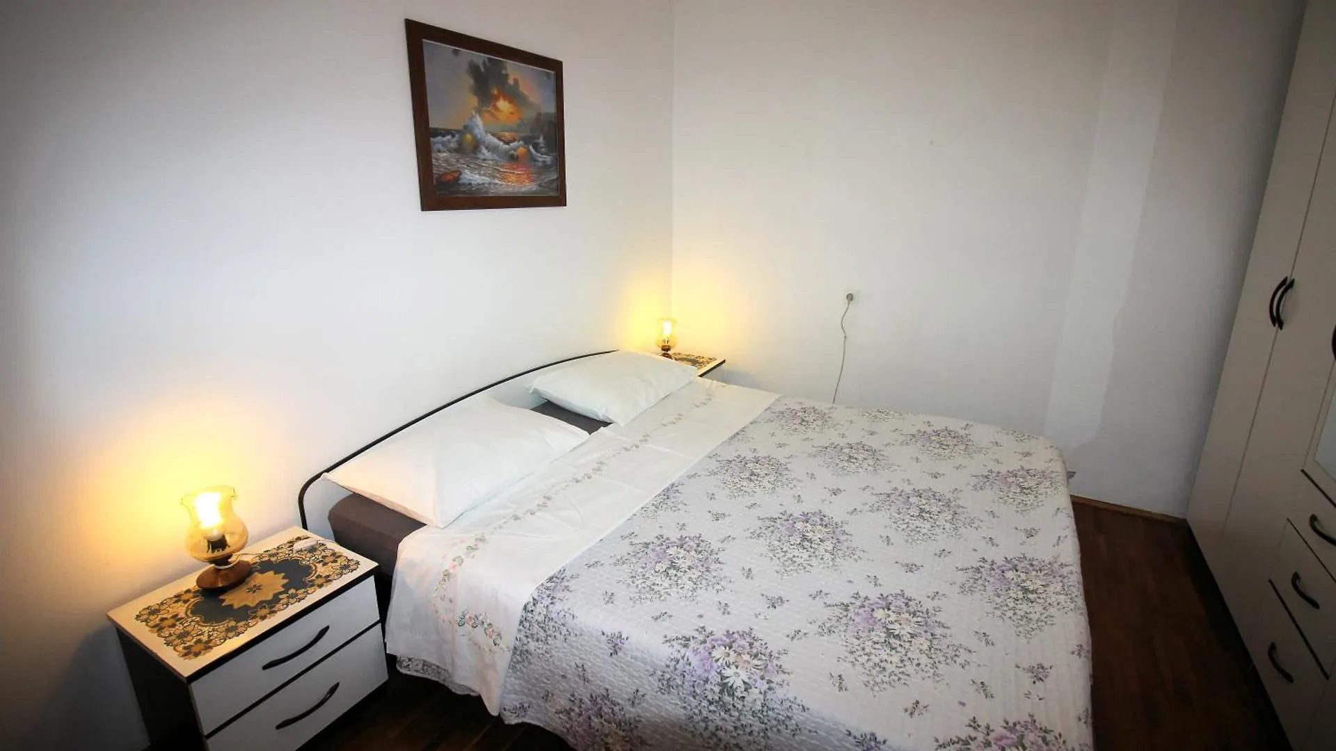 Apartment Leana Selce location
